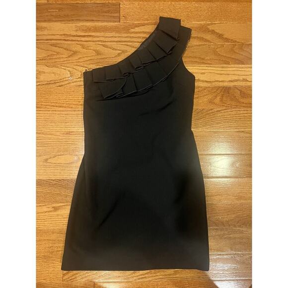 Trina Turk Dresses & Skirts - Trina Turk Casa Mexico La Cruz Sheath One Shoulder Dress Size 4 Spring Break